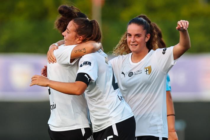 Ternana ko, il Parma non sbaglia e aggancia la vetta 