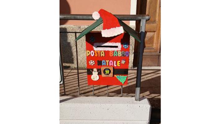 &laquo;Caro Babbo Natale...&raquo; E chi imbuca riceve risposta