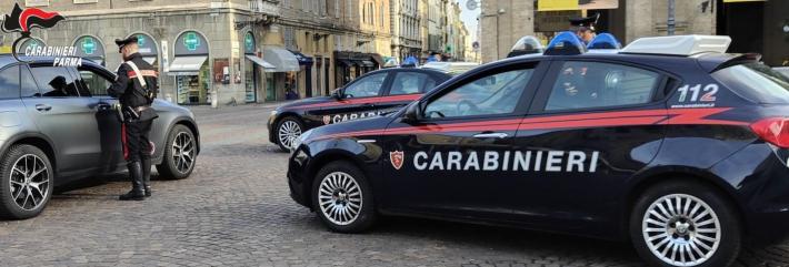 Parma: tenta il furto di una felpa in uno store del centro. Denunciato 24enne straniero.