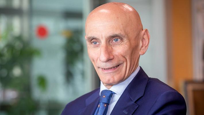 L'uomo    che salv&ograve; Lazio e Parma 