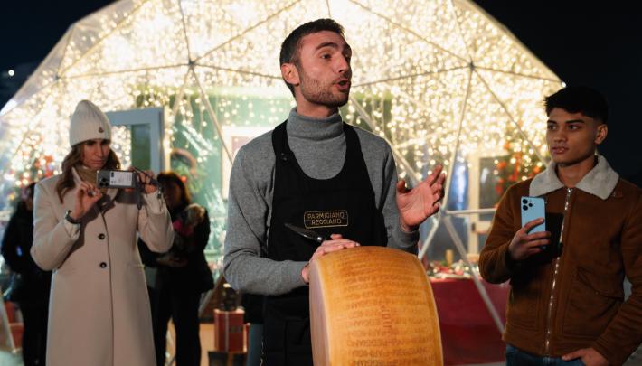 Parmigiano Reggiano, feste di Natale al CityLife tra musica e gusto 