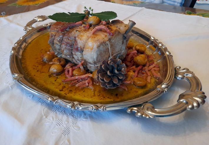 Un tipico carr&egrave; di Maiale natalizio