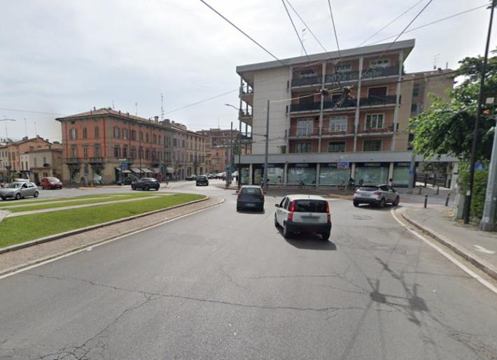 Oggi, fino a sera, modifiche alla viabilit&agrave; all&rsquo;incrocio tra via Mantova, via Emilia Est e via Zarotto
