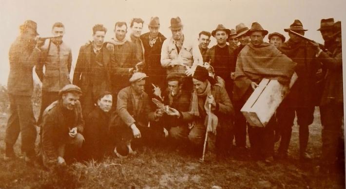 Inverno e fame, cacciatori di frodo in cerca di cibo