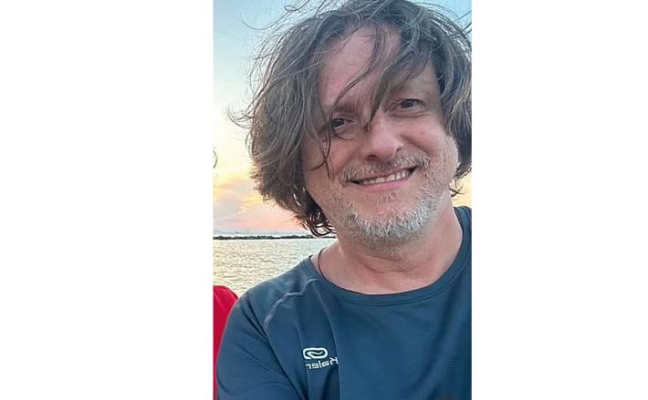 Giuliano Pramori: "Cinque canzoni d&rsquo;amore", il nuovo EP che esplora le mille sfumature dell&rsquo;amore