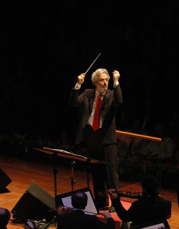 Piovani &laquo;La bruttezza distrugge il mondo&raquo;