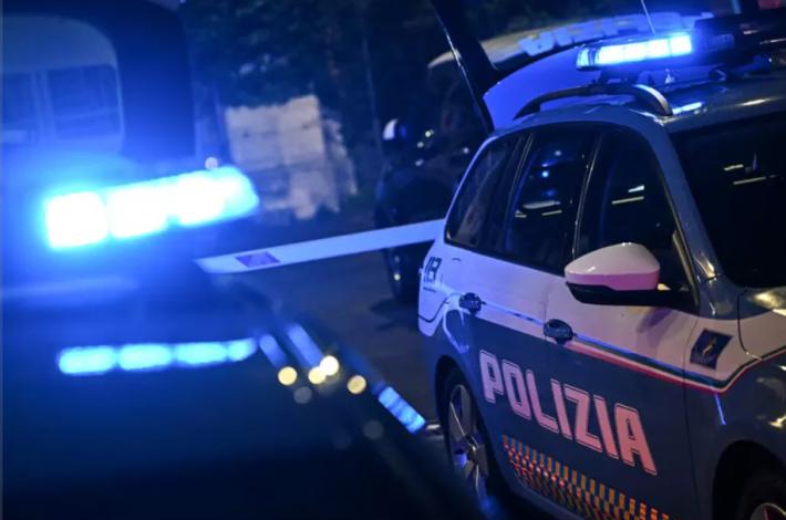 20enne tenta di uccidere madre con forbici, arrestato a Latina 