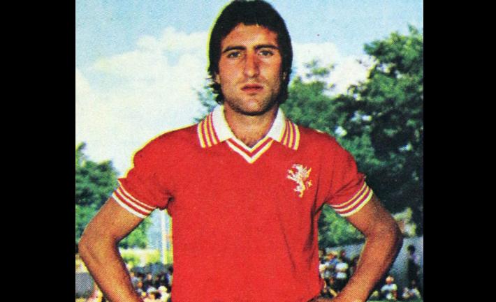 Carrara piange Marco Cacciatori, il suo bomber pi&ugrave; forte. Gioc&ograve; con Carrarese, Perugia e Reggiana