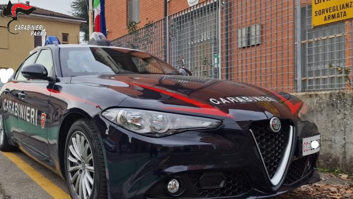 Salsomaggiore terme: viene bloccato all&rsquo;uscita della cassa &ldquo;self&rdquo; del supermercato con merce non pagata. Denunciati due 19enni stranieri.