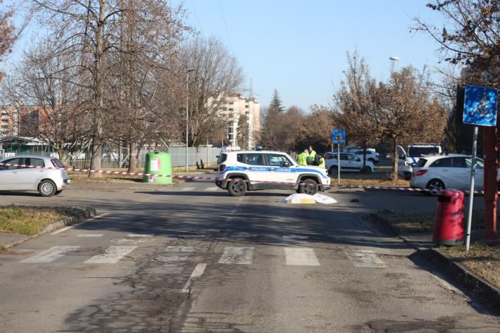Baganzola, cade dalla moto: ragazzo minorenne trasportato al Maggiore