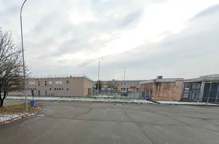 A fuoco una cella del carcere di Modena: un 25enne in gravi condizioni ricoverato a Parma