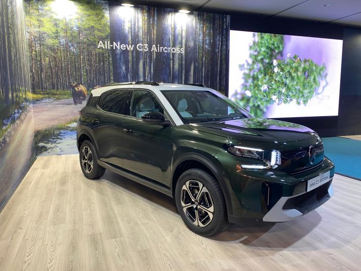 Nuova Citro&euml;n C3 Aircross, il primo B-Suv con 7 posti