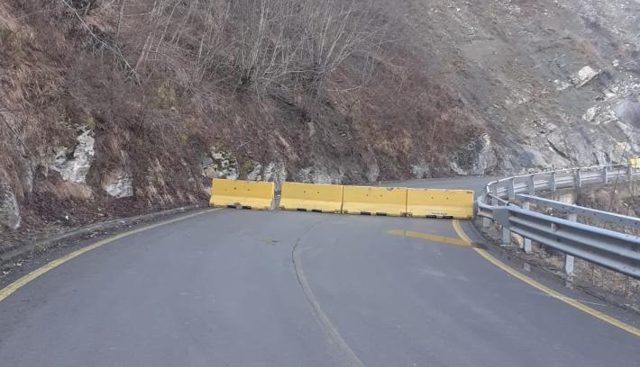Calestano-Berceto, strada chiusa sino a luned&igrave;: poi senso unico alternato