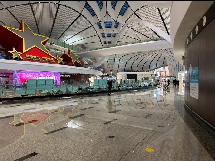 "Cina chiama Parma", il diario di Yekta, prima puntata: "L'arrivo a Pechino: aeroporto immenso, me lo aspettavo per&ograve; pi&ugrave; affollato" 