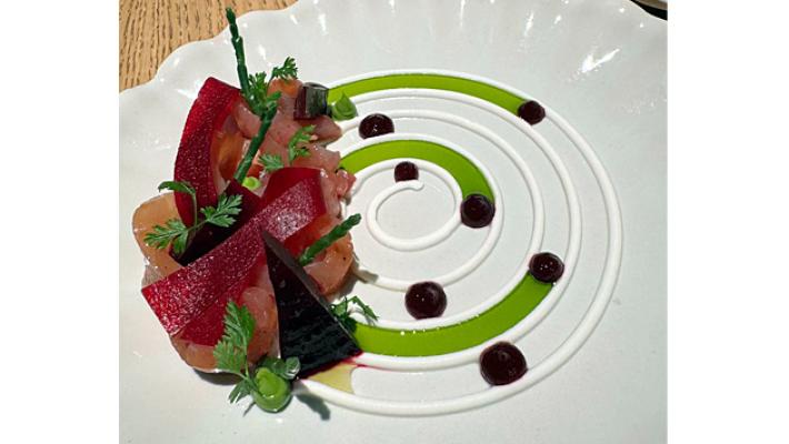 Trota iridea marinata, rafano e arancia di Serena Nullotti - La Valle (Fidenza)