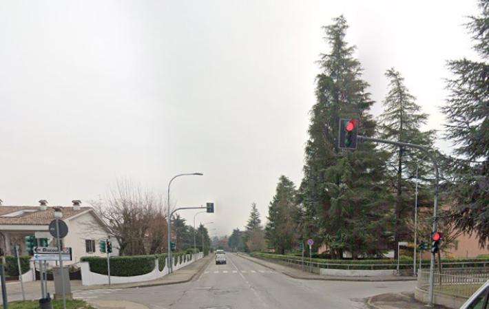 Violento tamponamento a Felino, in due all'ospedale 