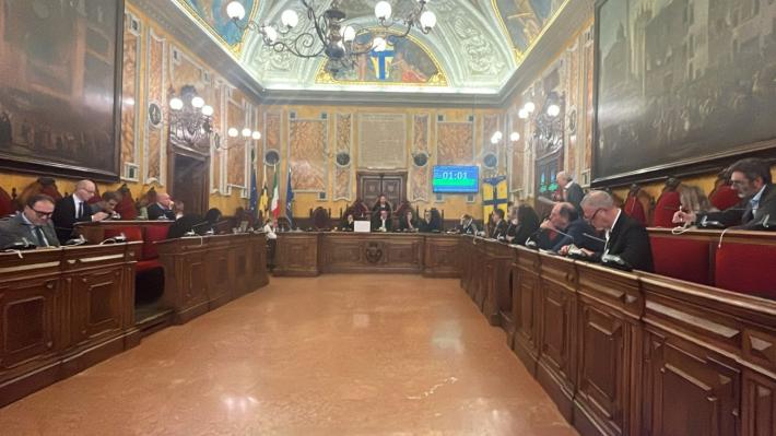 Il consiglio comunale ha ricordato Gianni Cugini, ex vicesindaco scomparso di recente, con un minuto di silenzio