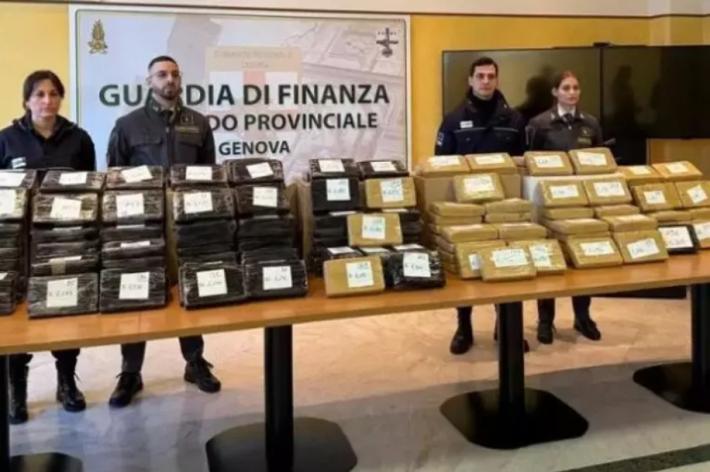 Sequestrati nel porto di Genova 240 chili di cocaina