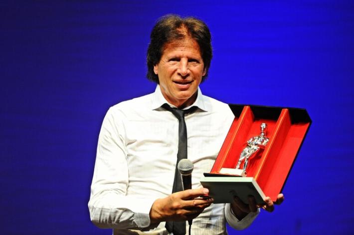 Sandro Giacobbe, "non posso pi&ugrave; camminare, sono in carrozzina"