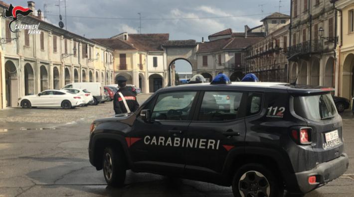 Tentano la truffa con la tecnica del &ldquo;finto maresciallo dei carabinieri&rdquo; a danno di una 70enne del posto ma il colpo fallisce per il coraggio dell&rsquo;anziana e l&rsquo;immediato intervento dei carabinieri di R