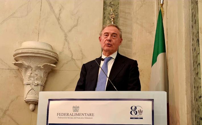 Il ministro Urso, 'noi non possiamo decidere per Usa ma per Italia e Europa'