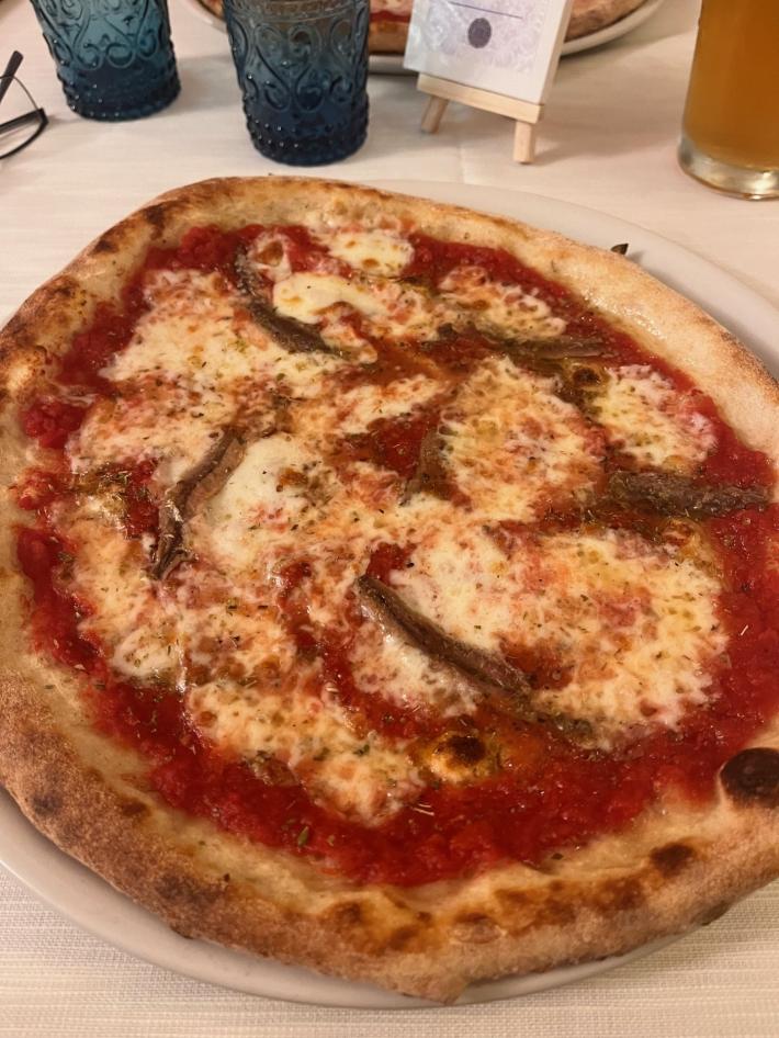 432 Pizzeria & Cucina: pizza croccante con materie prime di ottima qualit&agrave;