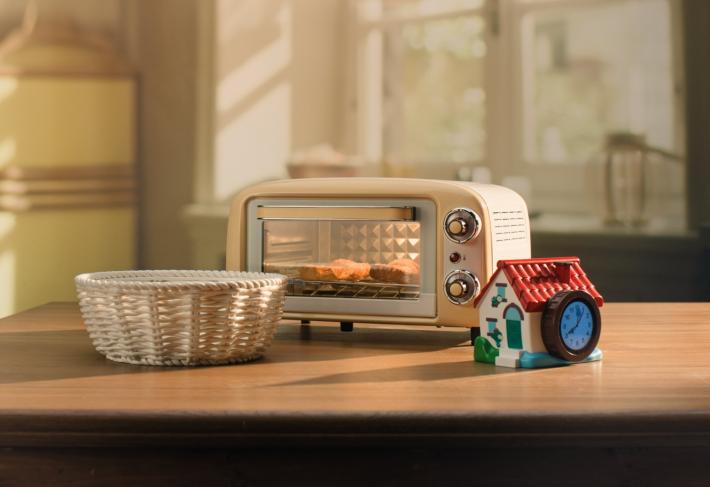 Per i 50 anni del Mulino Bianco in collaborazione con  grandi brand del design italiano tornano tre premi iconici degli anni '80: fornetto, mulinosveglia e pancest&igrave; - Come fare per averli