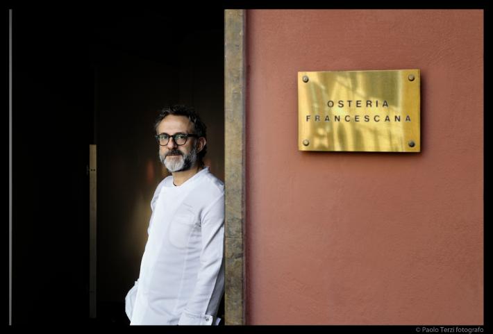 Bottura al Massimo: lo chef tristellato era a Vinitaly, tra piatti e sogni 