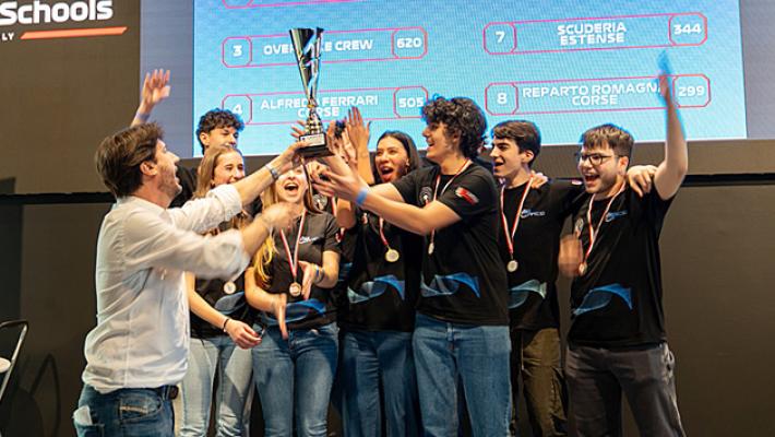 &laquo;F1 in Schools&raquo;: il liceo Ulivi in trionfo nella gara alla Dallara