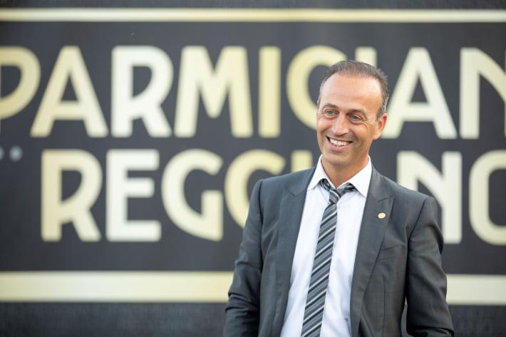 Bertinelli riconfermato presidente del consorzio del Parmigiano Reggiano 