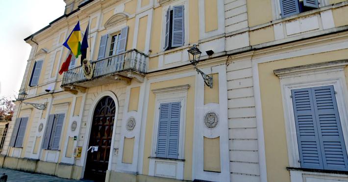 Oggi pomeriggio chiude il municipio di Zibello