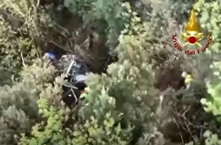 Guasto alla funivia del Faito: soccorsi 16 passeggeri, persi i contatti con la cabina a monte