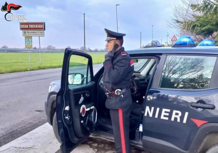 Sissa Trecasali: evade dalla detenzione domiciliare e tenta due furti su delle auto in sosta violando le prescrizioni: 29enne arrestato