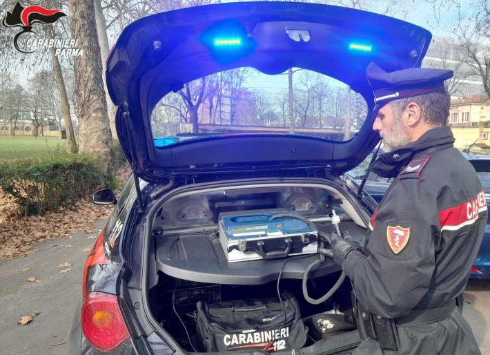 Parma: incidente tra due auto, uno dei conducenti &egrave; risultato positivo all&rsquo;alcool test e l&rsquo;altro al tossicologico. Ad entrambi i conducenti &egrave; stata ritirata la patente. Denunciati due 27enni.  