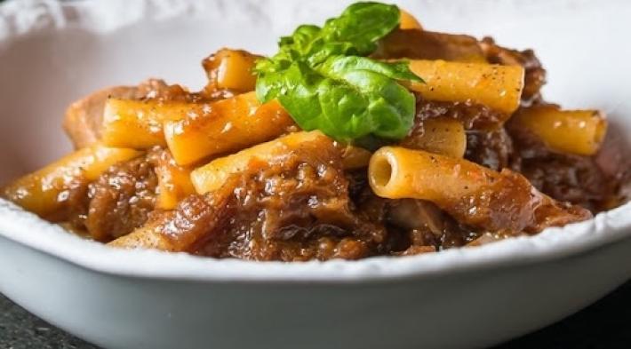 Ziti spezzati alla genovese di tonno 