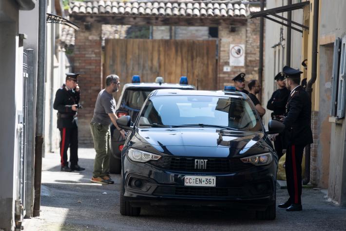 Il paese sconvolto &laquo;Inimmaginabile: mai sentito urlare. Una vita normale&raquo; 