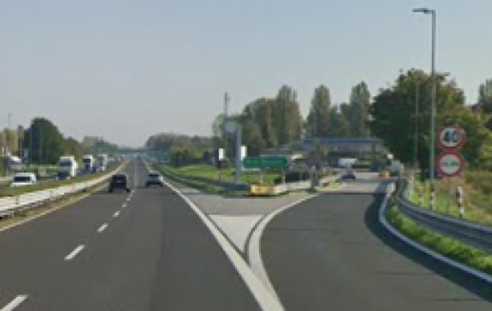 A 84 anni guida contromano in autostrada per 17 chilometri