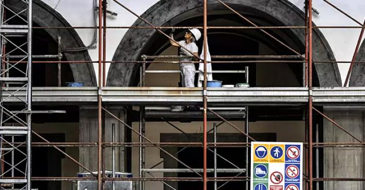 Operaio muore dopo otto giorni di agonia per una caduta