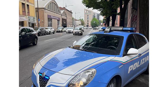 Si d&agrave; alla fuga per sottrarsi al controllo. Arrestato.