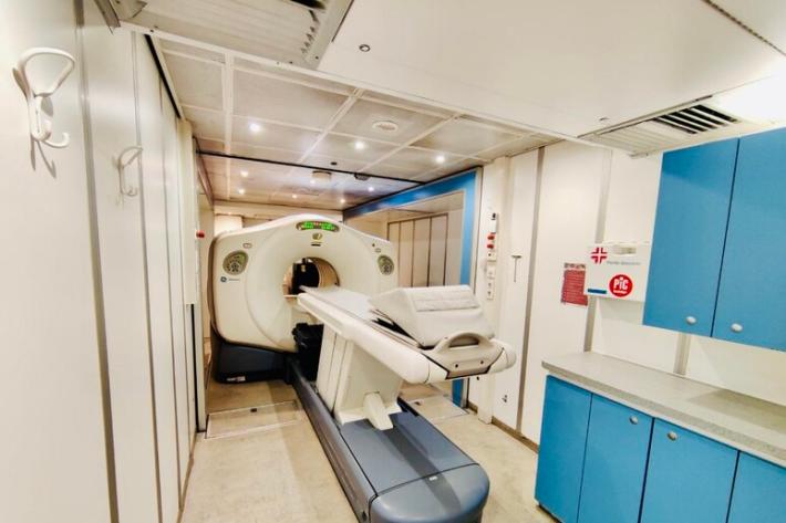 Tac in ospedale al gatto, 'scavalcati due pazienti'