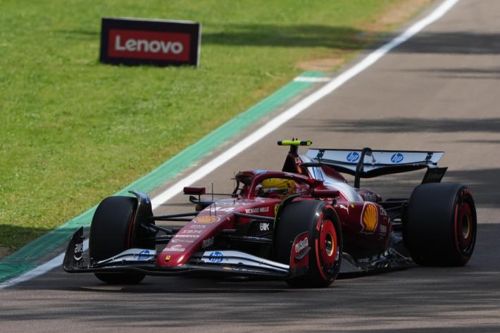 F1, Gp di Imola, Piastri in pole davanti a Verstappen. Incubo Ferrari, out in Q2 