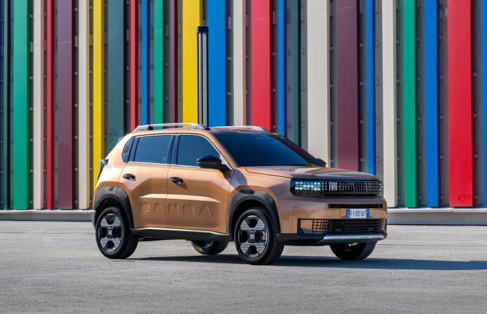 Grande Panda Hybrid. Non pi&ugrave; solo elettrica: l'icona di Fiat amplia la gamma 