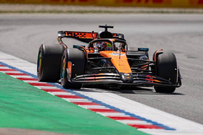 Gran Premio di Spagna, doppietta McLaren: vince Piastri. Ferrari terza con Leclerc, Hamilton sesto