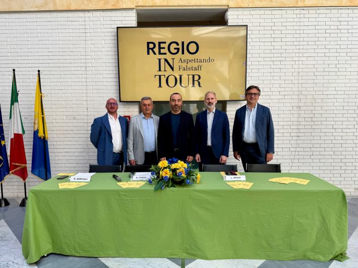 Regio in tour, aspettando Falstaff: 5 concerti fra citt&agrave; e provincia