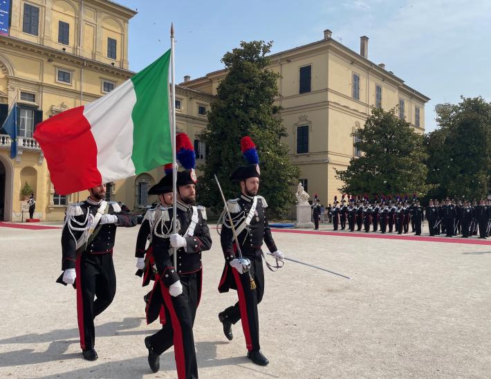 I carabinieri celebrano il compleanno a Parma con numeri positivi: reati risolti, percentuali ottime, top in Italia - Festa al parco Ducale, i militari premiati