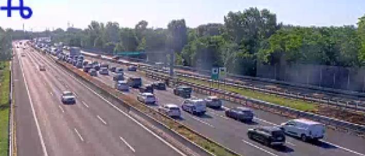 Traffico intenso verso il mare: rallentamenti in Autocisa e in A14 