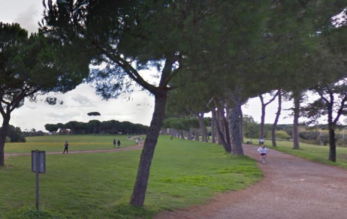 Neonato trovato morto a villa Pamphili a Roma