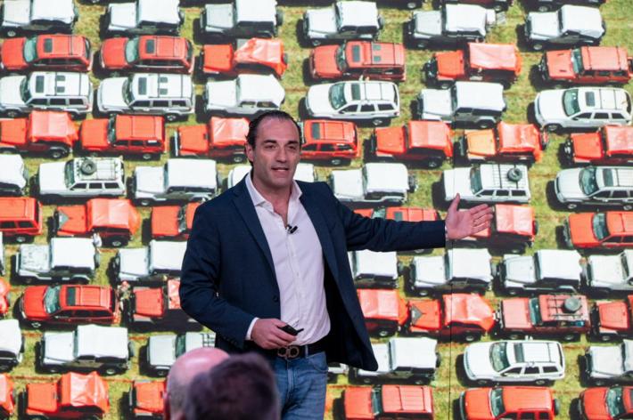 Stellantis, inizia l'era Filosa. La prima sfida riguarda il mercato