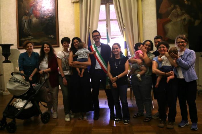 In Municipio le prime mamme che hanno effettuato il riconoscimento del figlio in una coppia omogenitoriale