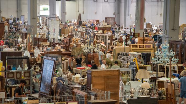 Accordo Fiere di Parma - BID. Nasce a Parma il d&eacute;ballage mensile per antiquari.